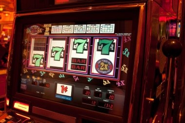 Push Gaming live-dealer studio with Dragon Tiger table and professional dealer interface